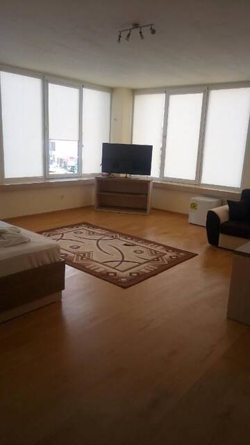 Фото номера Апартаменты с 2 спальнями Отель Hotel Lago Peshtera г. Пештера 12